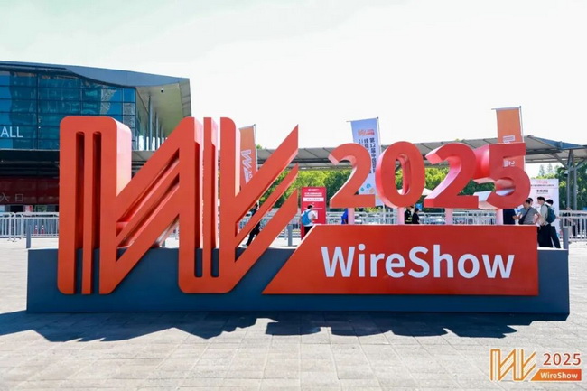  Sun Chenhui, Vice General Manager of Remote Shares, led the business team to warmly receive them.